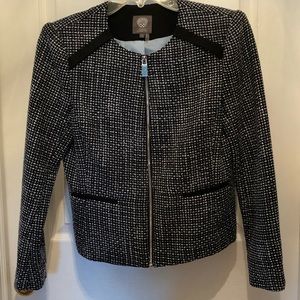 Vince Camuto cropped jacket
